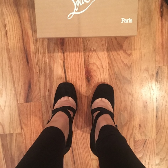 Christian Louboutin Miss Ellen Pumps - Picture 6 of 7